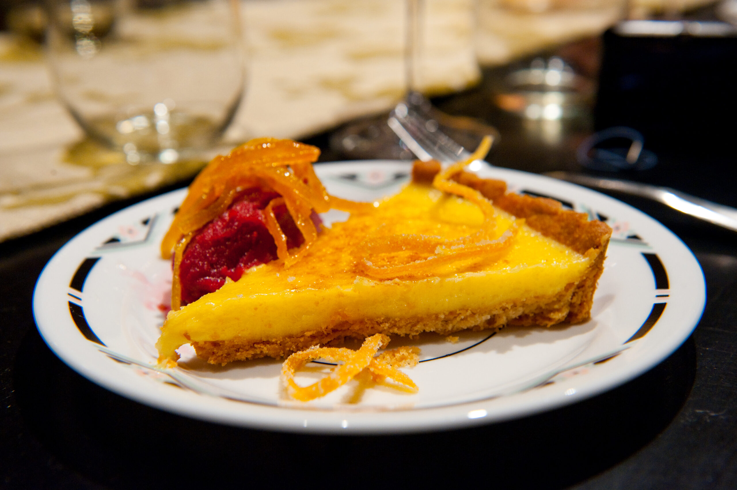 nutritional value of lemon and blackberry tart